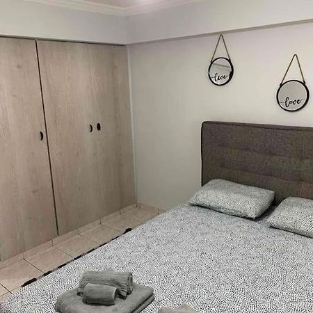 Olas 1-Bedroom Apartment Near The Center Of Atenas Exterior foto